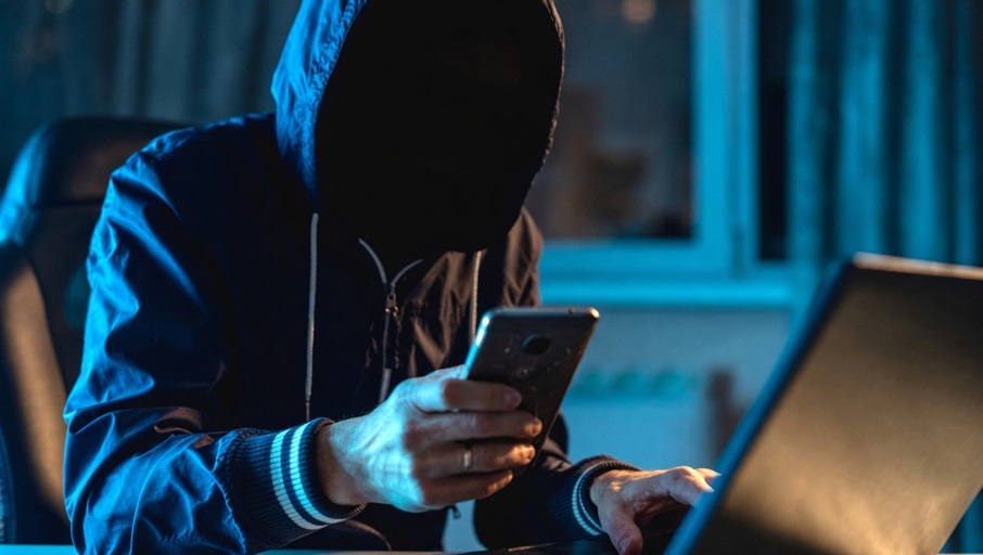 Alertan sobre una nueva modalidad de estafa en Tucumán: simulan ser policías y extorsionan a las víctimas